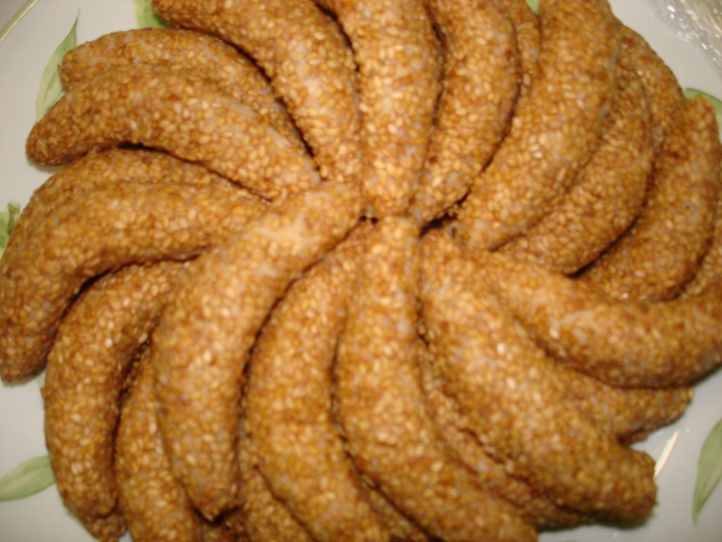 cuerno de almendra y sésamo